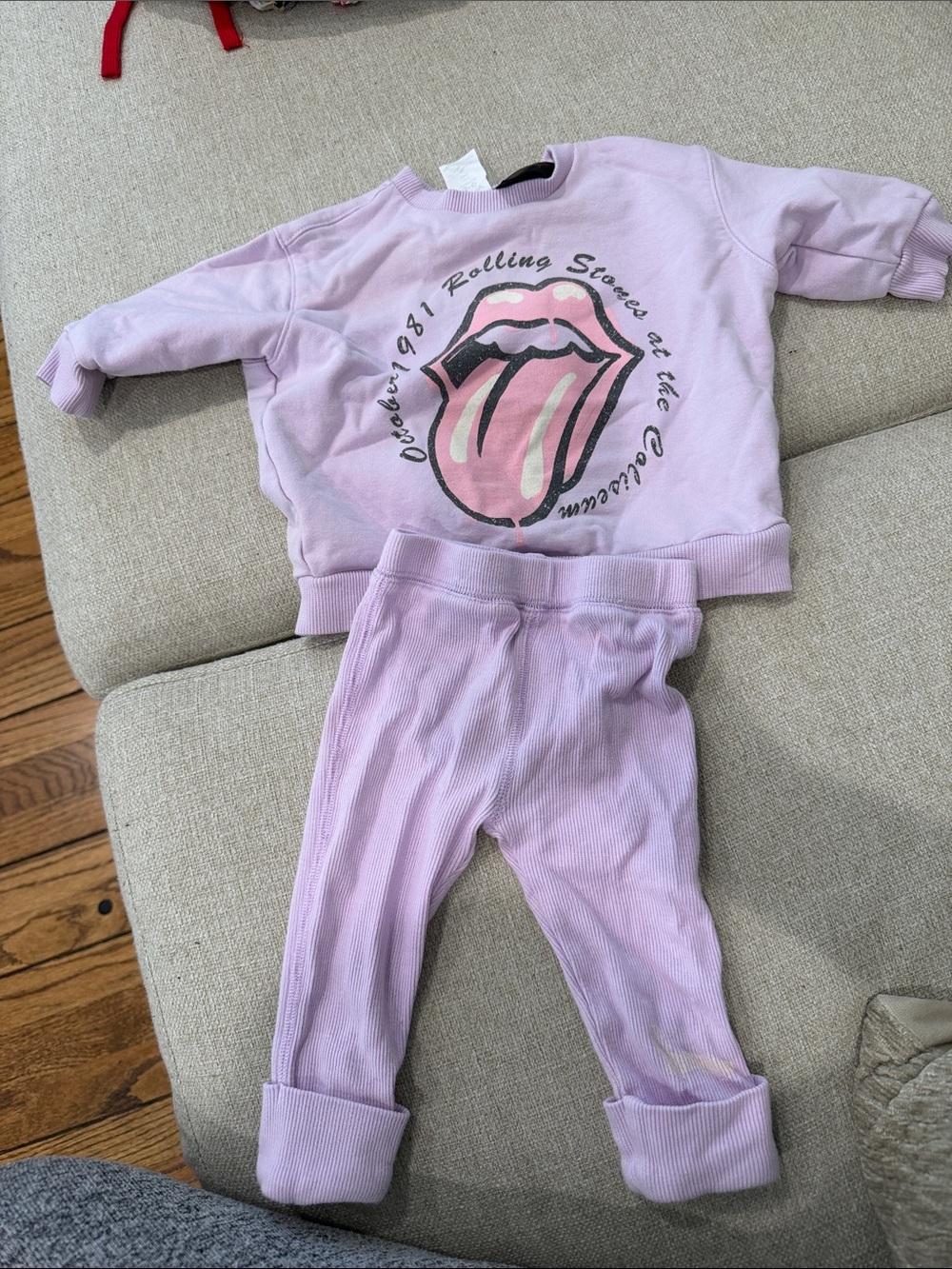 Cotton On Lilac Sweatshirt & Rib-Knit Leggings Set with Lip Graphic